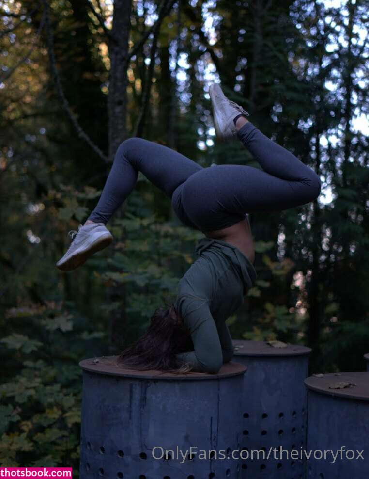 Theivoryfox Photo #142