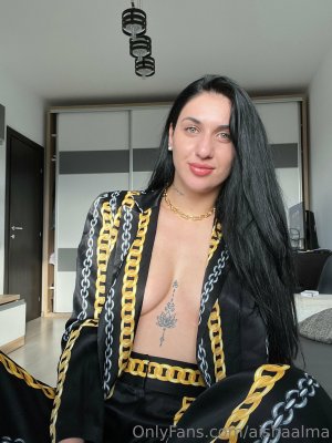 Aisha Alma Photo #15