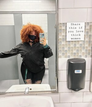 Nikkie Ginger Photo #13