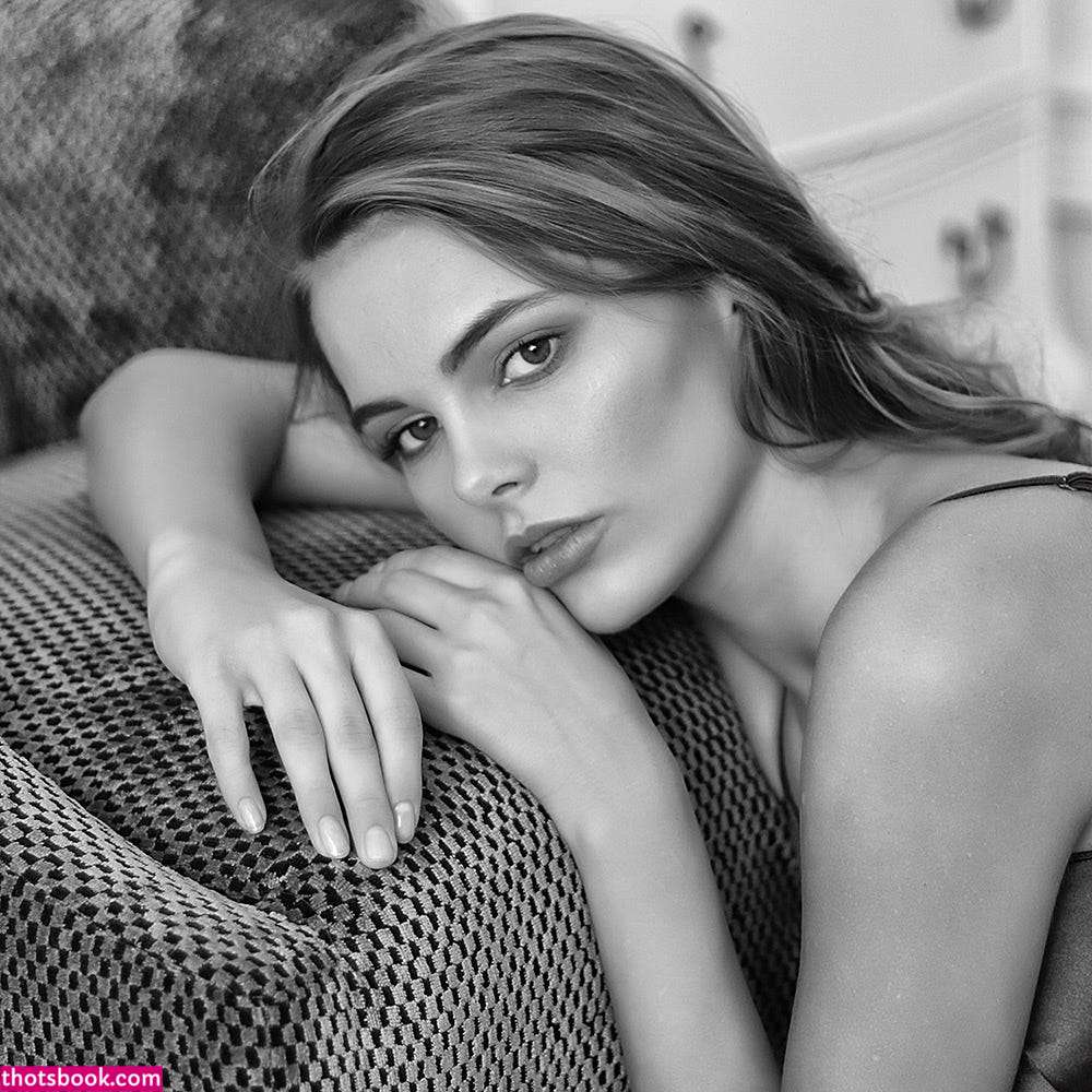 Avomixam Anirbaytko Photo #73