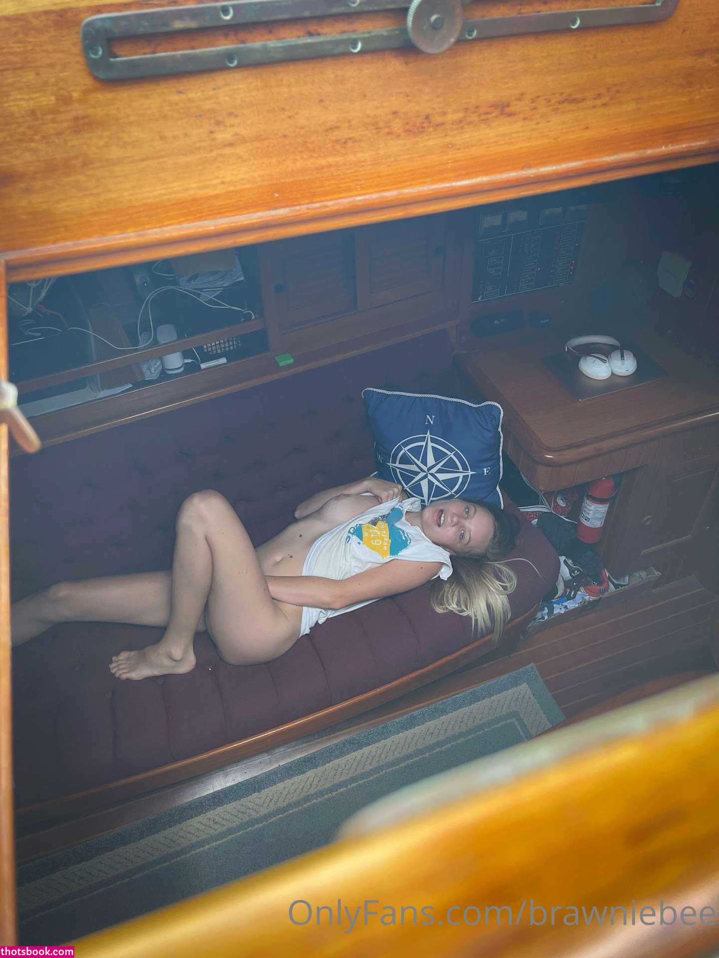 Brawniebee Photo #20