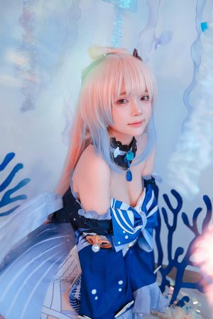 Miu Cosplayer Post #3