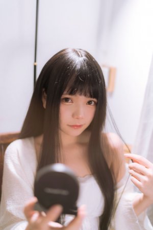 Miu Cosplayer Photo #67