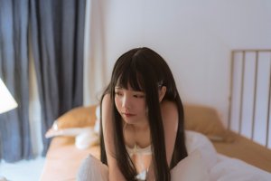 Miu Cosplayer Photo #73