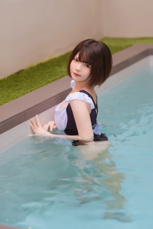 Miu Cosplayer Photo #133