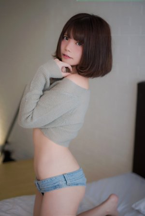 Miu Cosplayer Photo #179