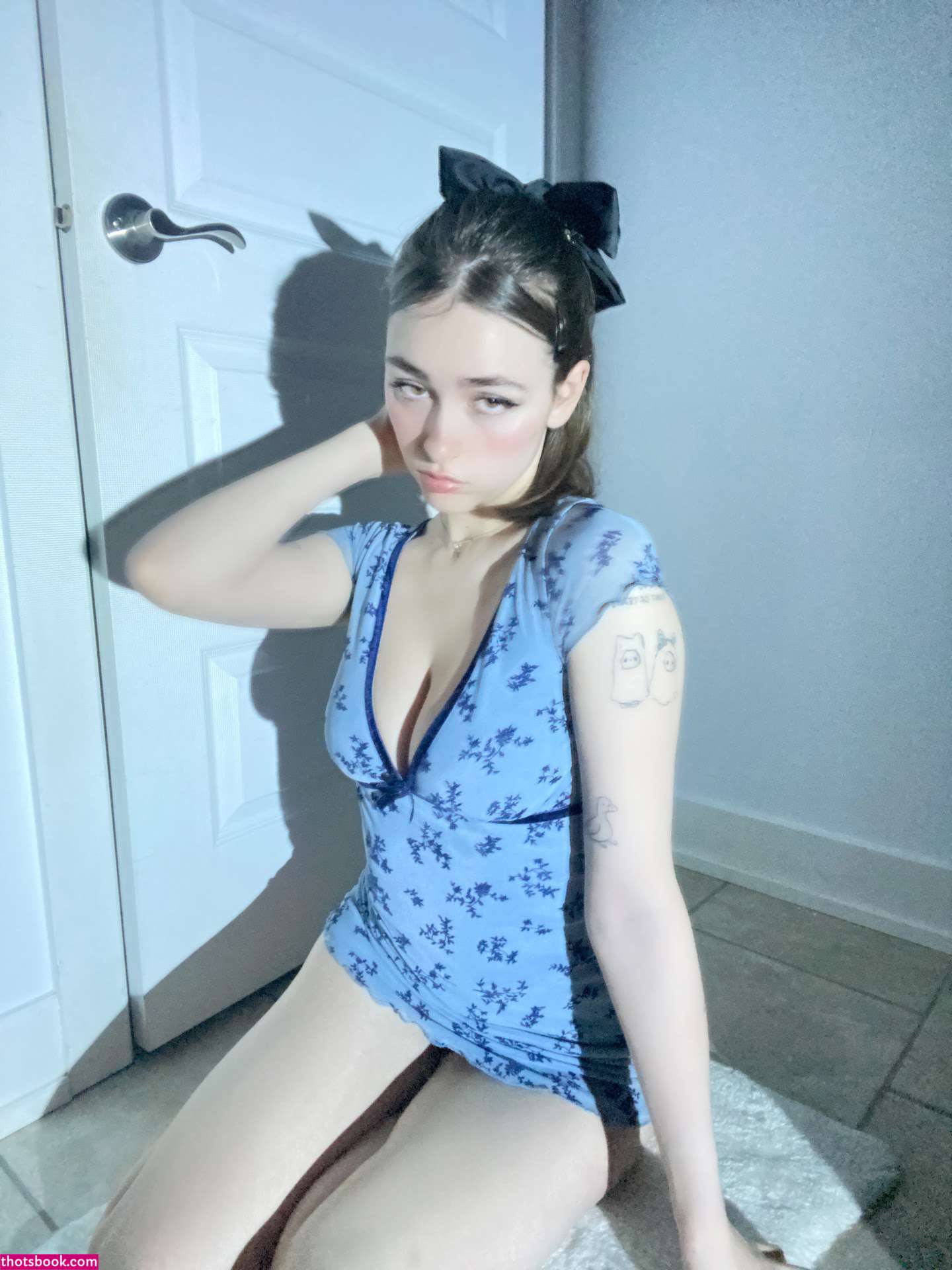 Awholelottazozo Photo #153