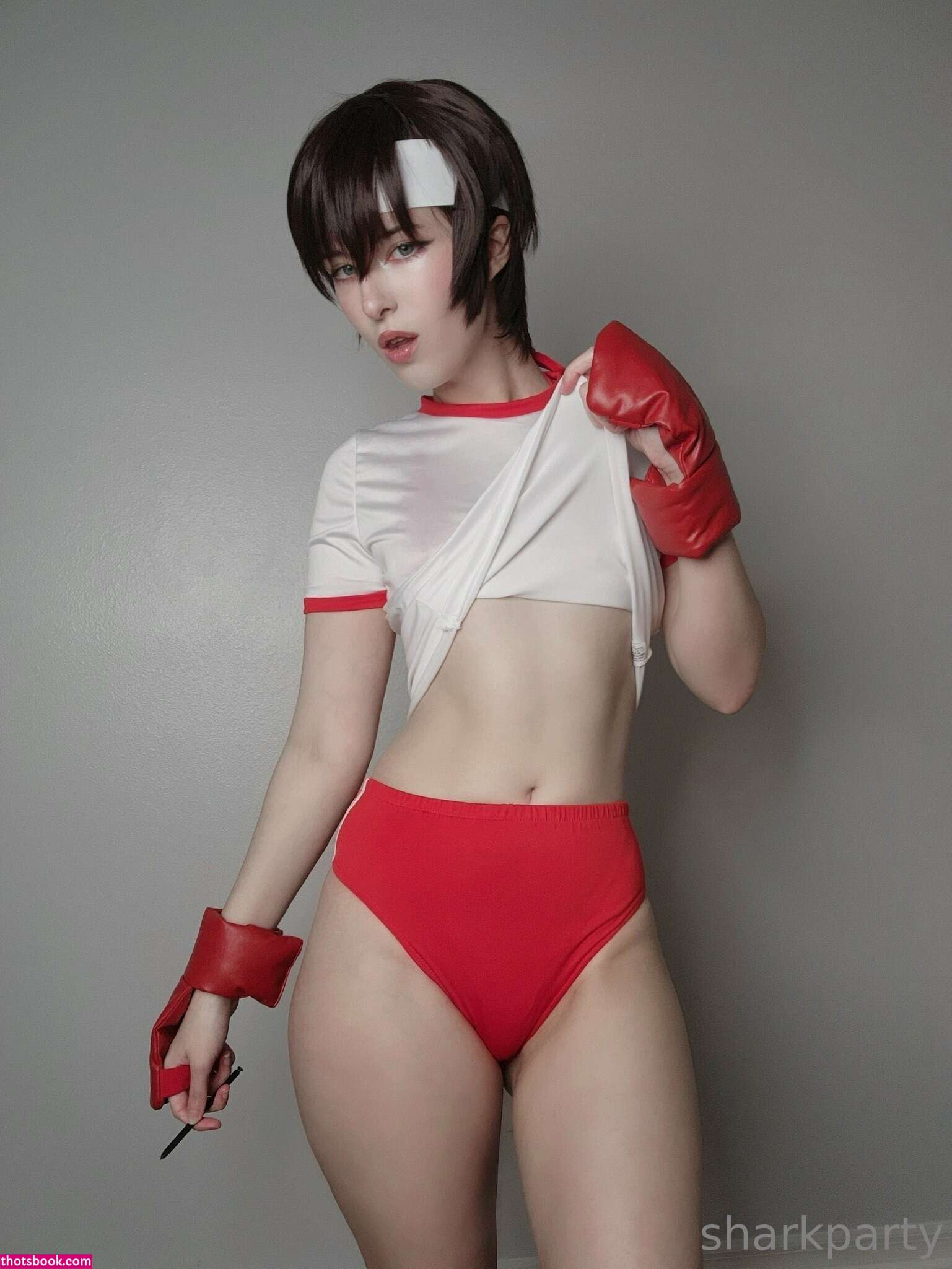 Sharkparty Photo #17