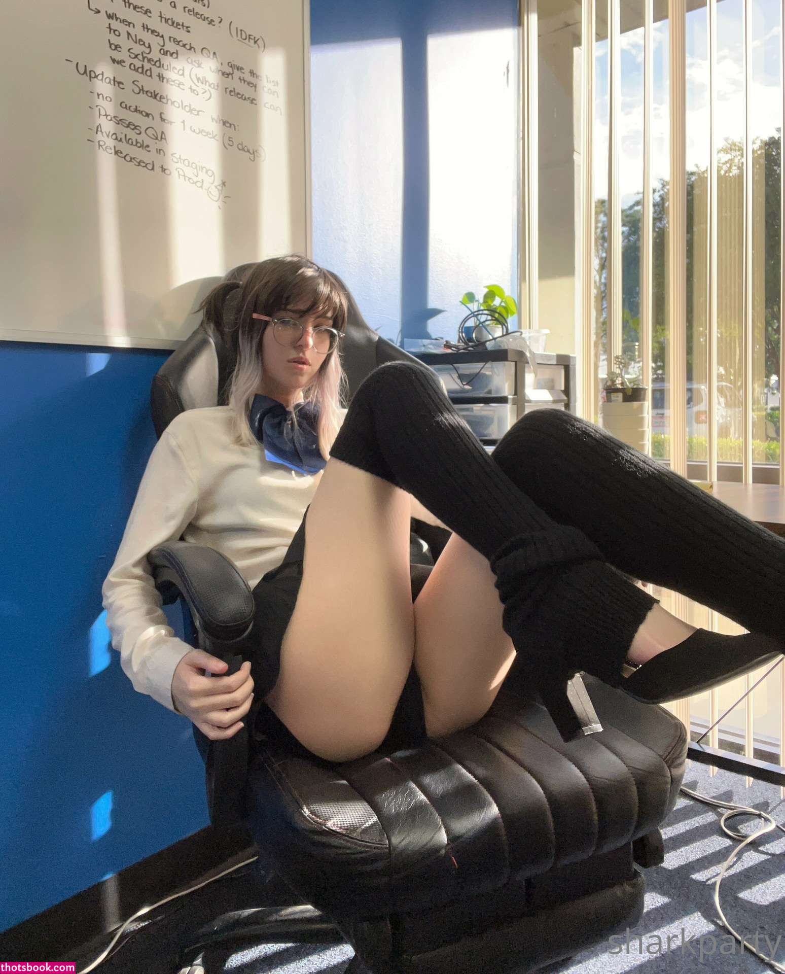 Sharkparty Photo #51