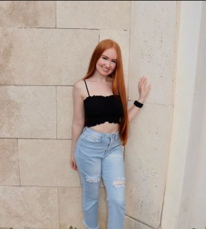 Iksnirub Twins Photos #6