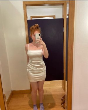 Iksnirub Twins Photo #99