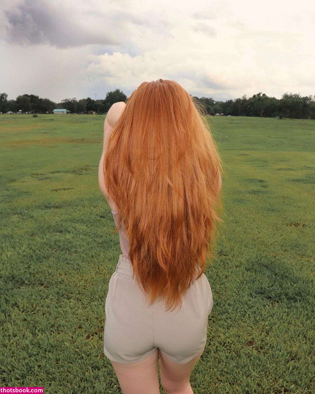 Iksnirub Twins Photo #136