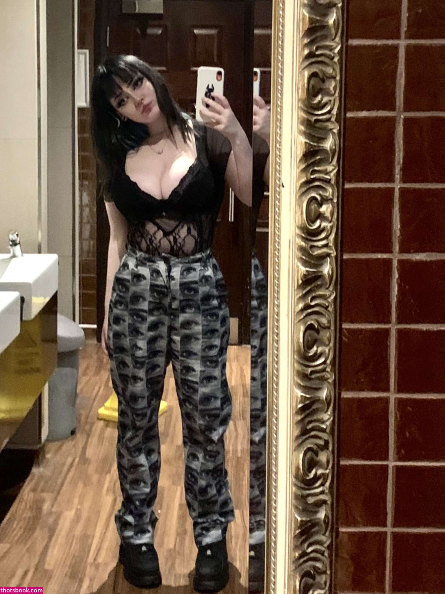 deathgripsbukakke Photo #12