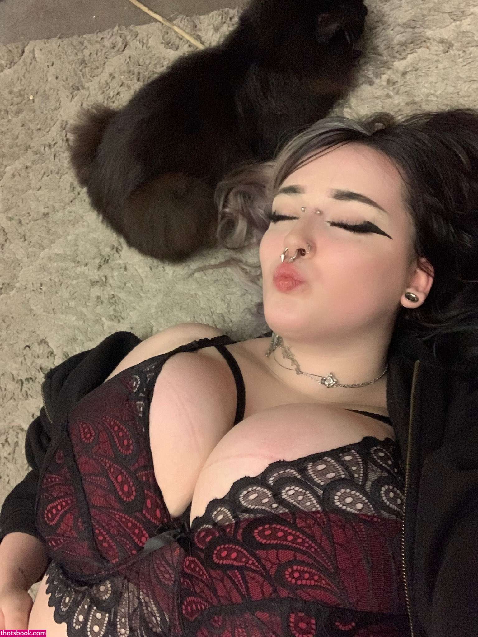 deathgripsbukakke Photo #33