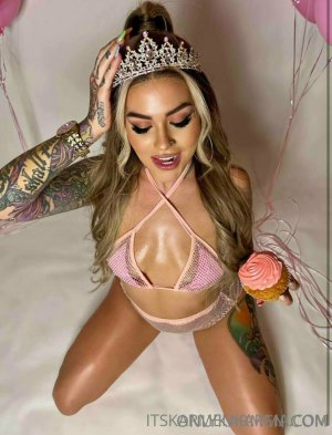 Karmen Karma Photo #71