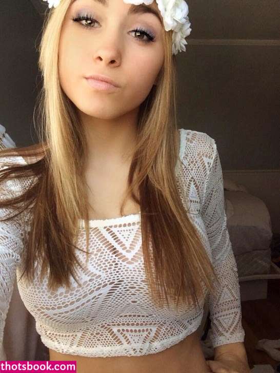 Olivia Lhopitault Photo #26