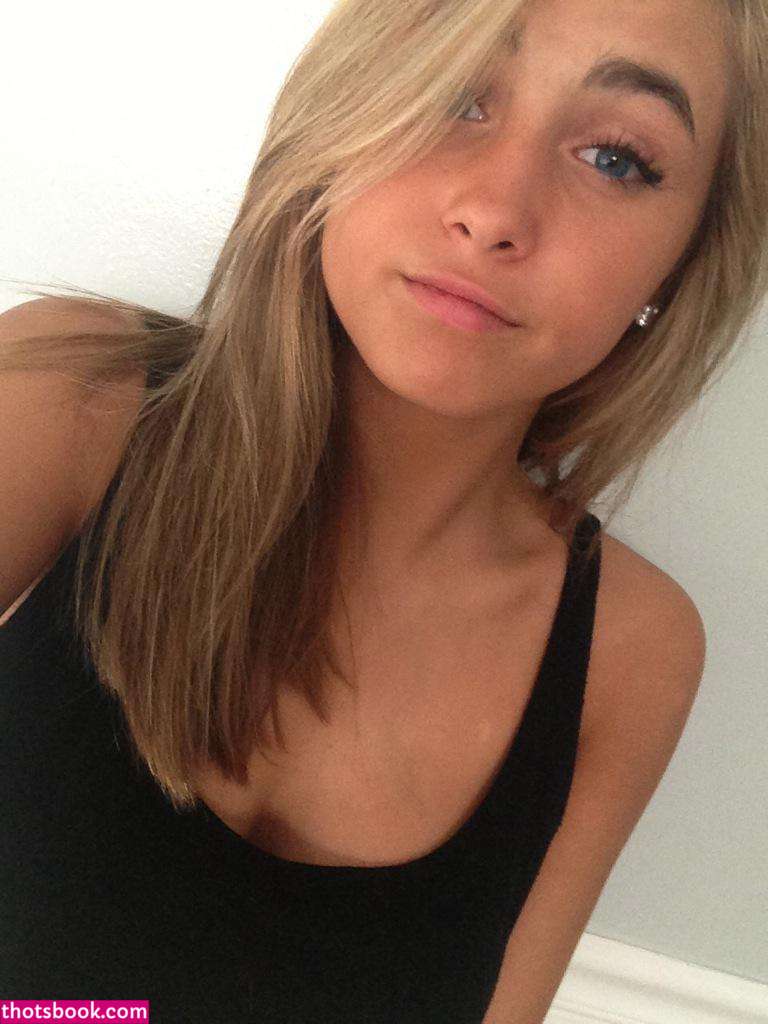 Olivia Lhopitault Photo #27