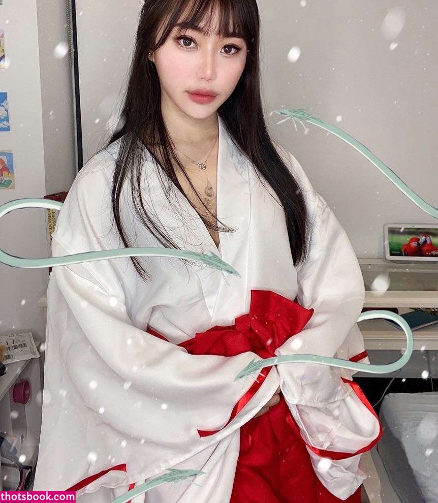 sylvieaeri Photo #25