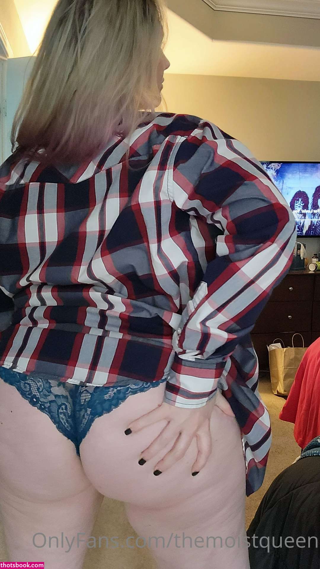 Themoistqueen Photo #14