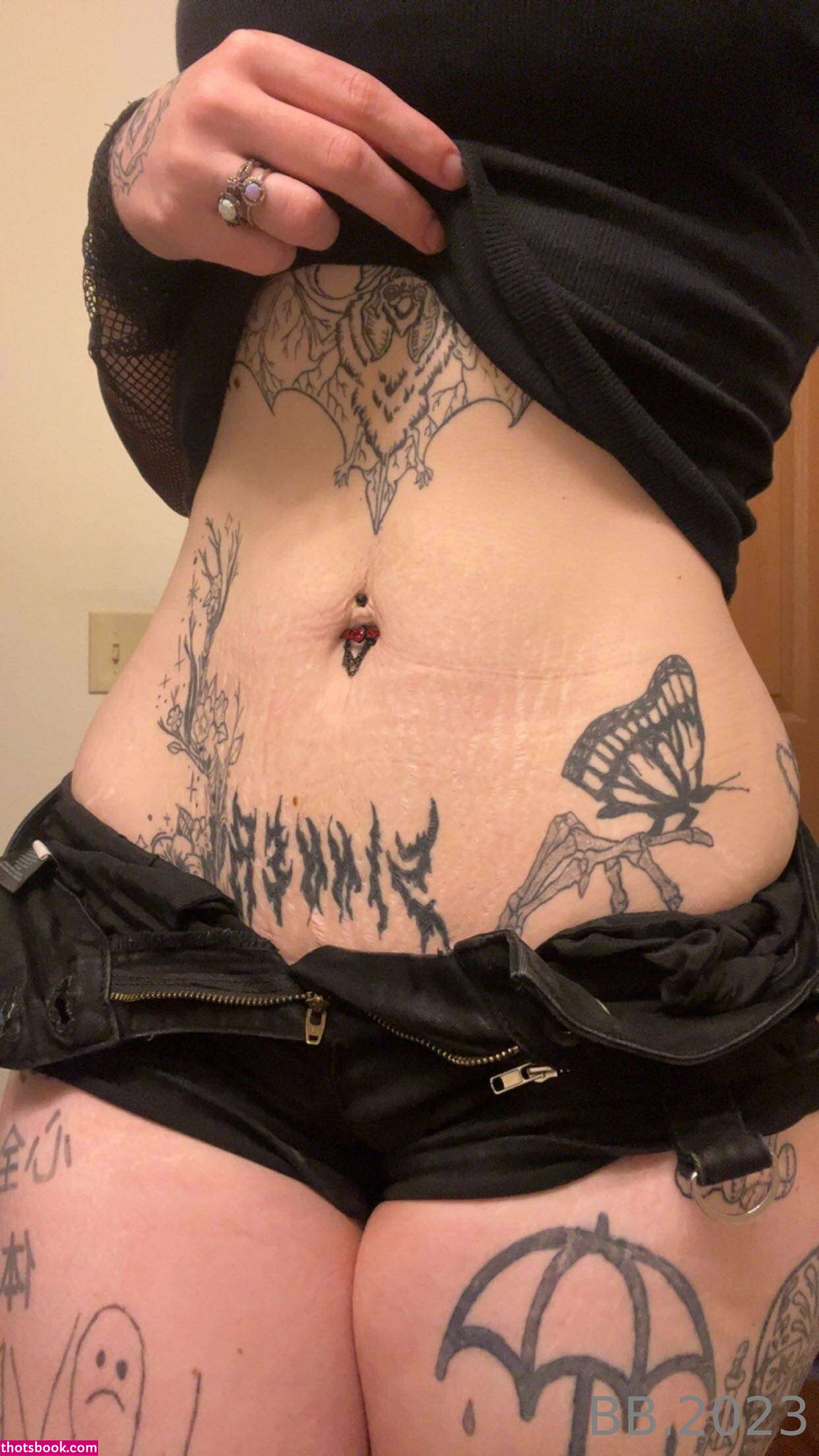 Hotgothmilf Photo #39