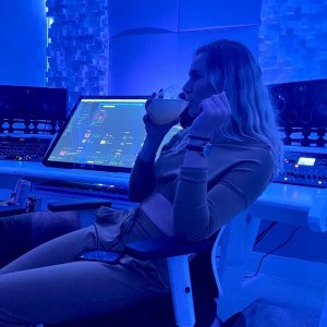 Abby Cummons Photo #18