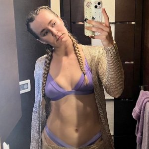 Abby Cummons Photo #21