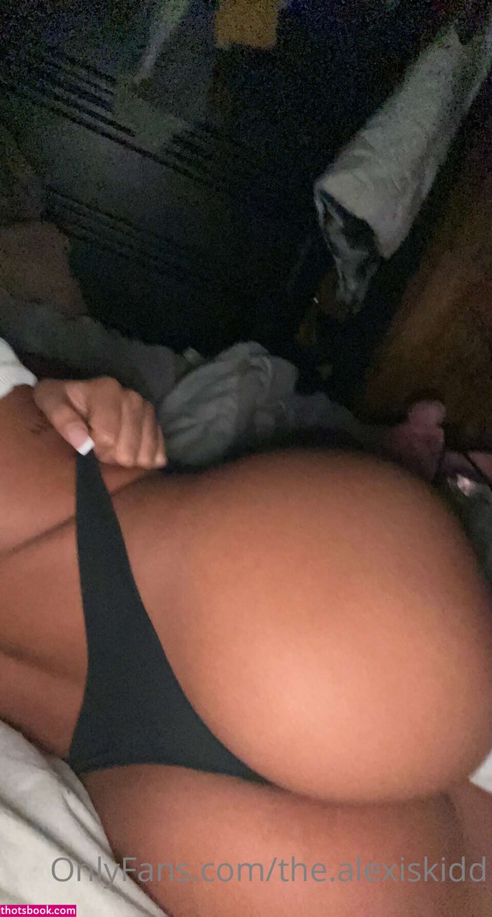 Alexis Kidd Photo #29