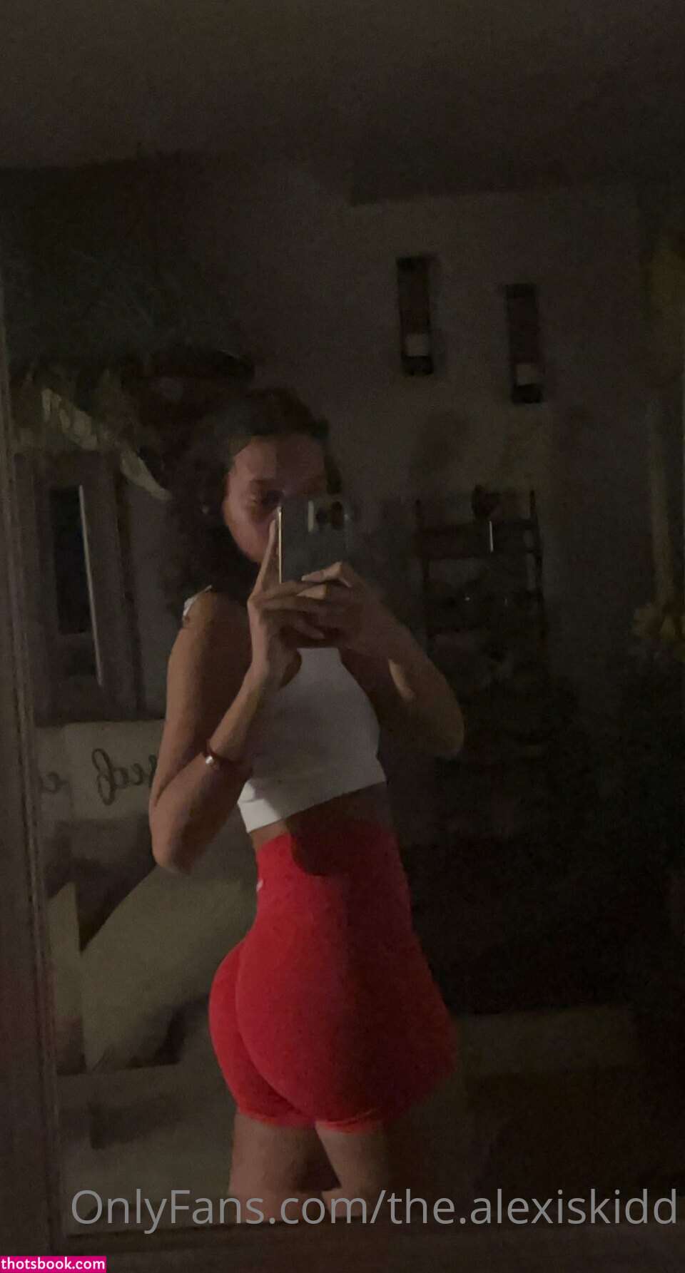 Alexis Kidd Photo #52