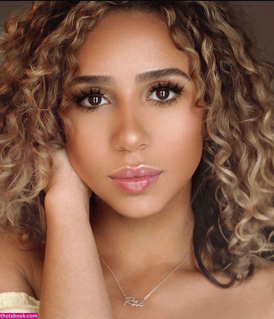 Rae Williams Photo #1