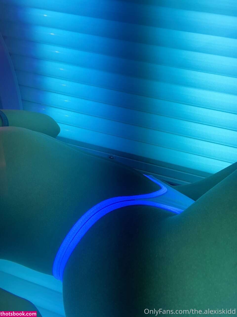 Alexis Kidd Photo #181