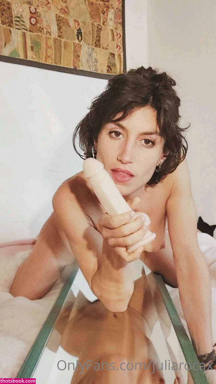 juliarocax Photo #99