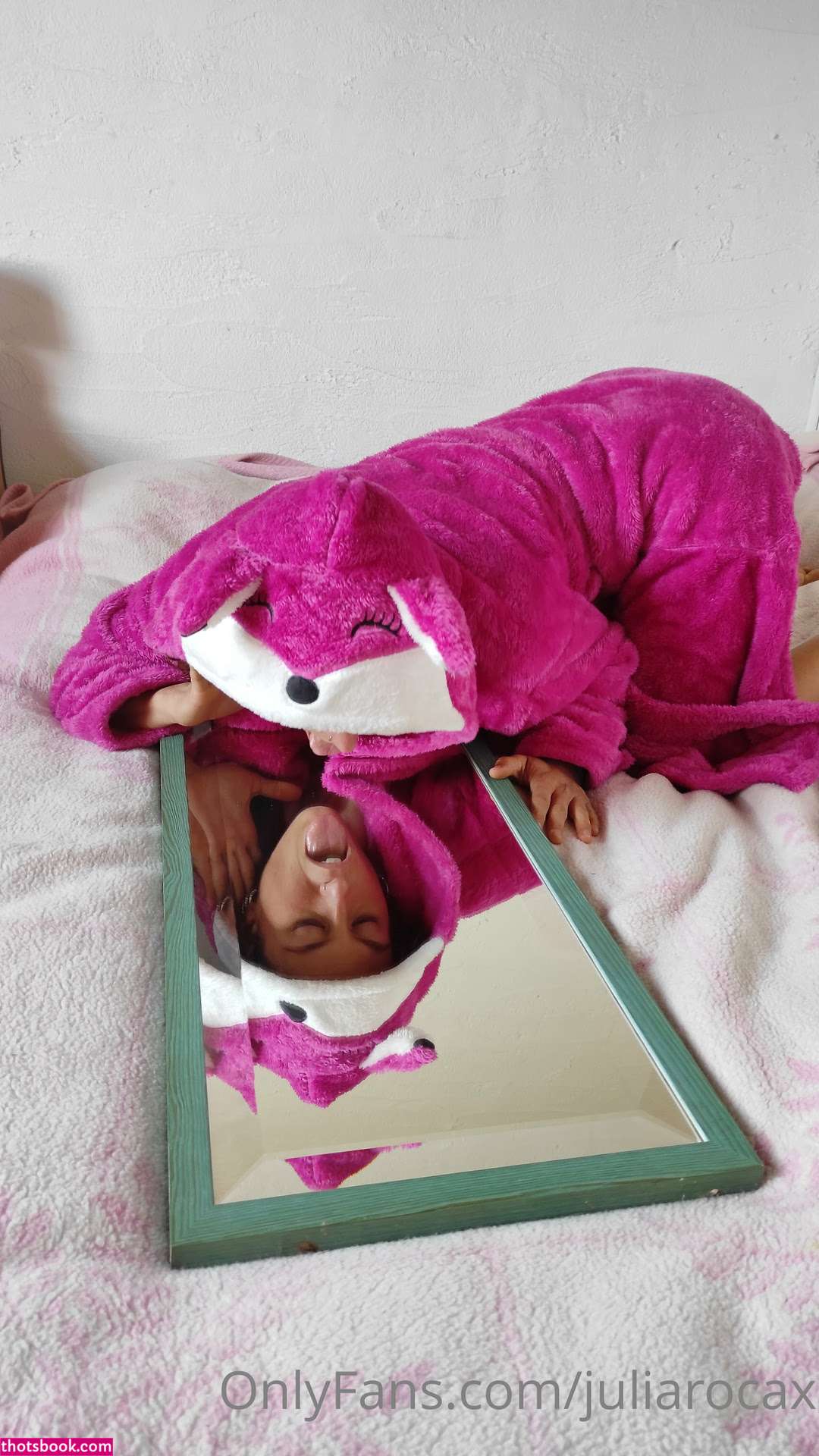 juliarocax Photo #108