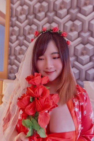 Indonesian Cosplayer Photo #83