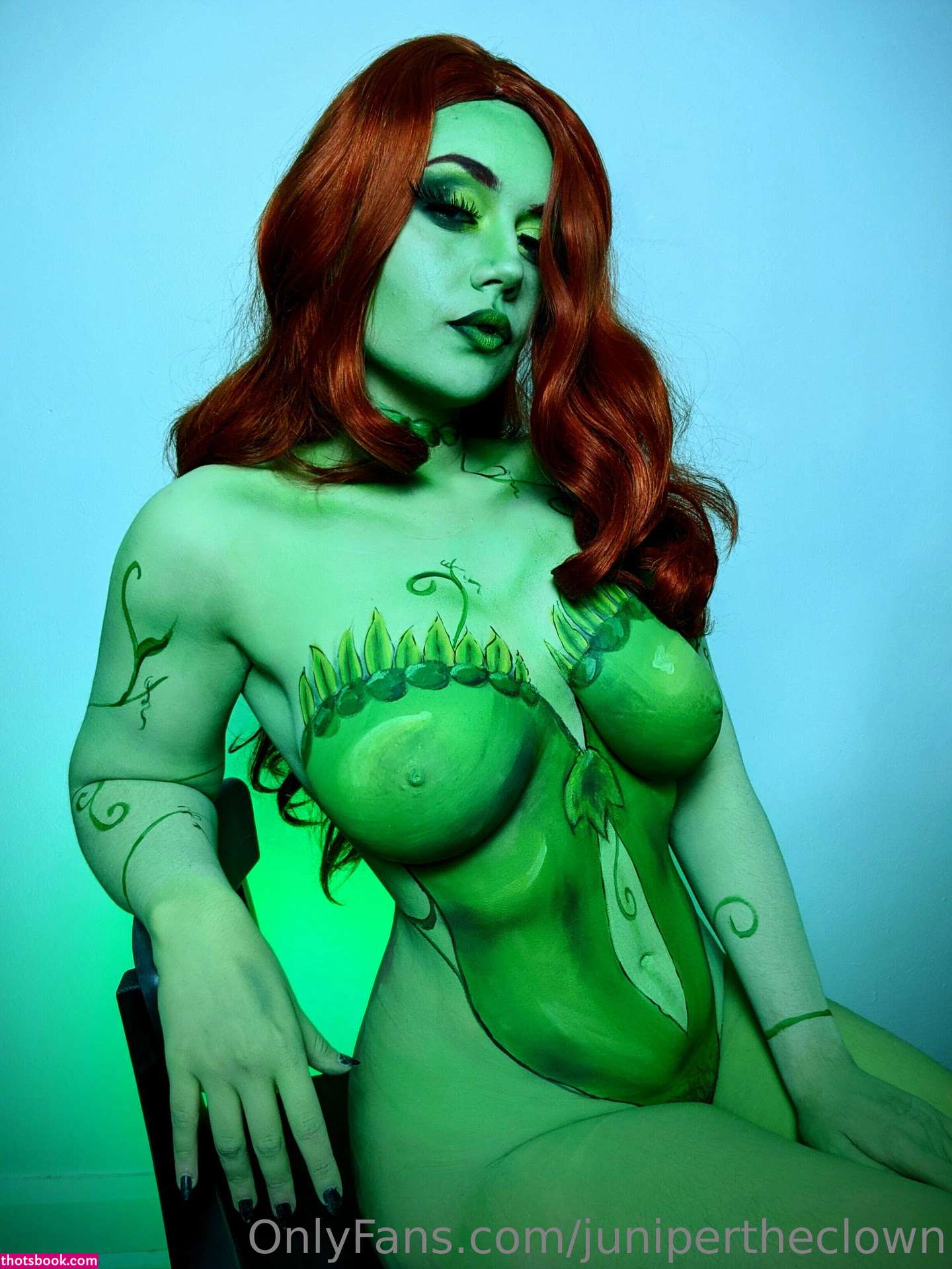 Gabby Carbon Photo #10