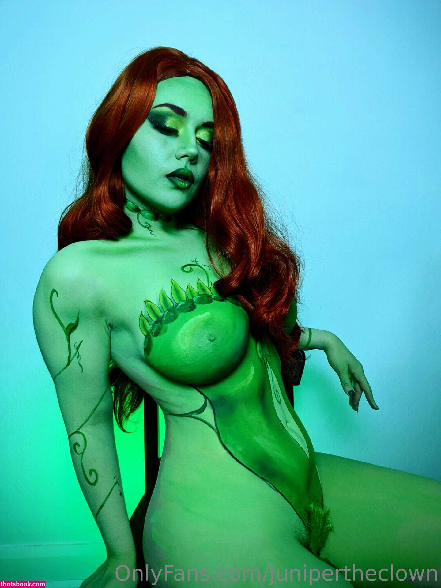 Gabby Carbon Photo #15