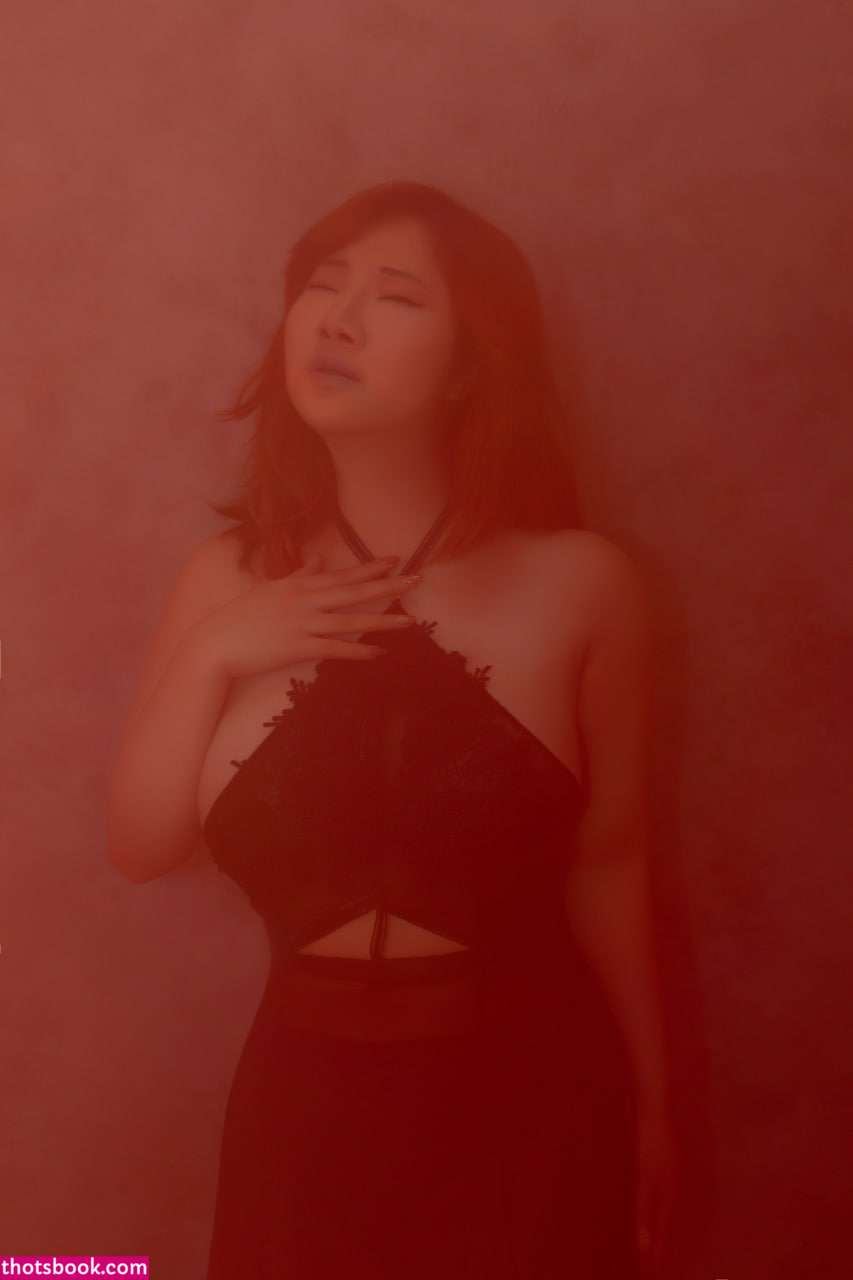 Indonesian Cosplayer Photo #127