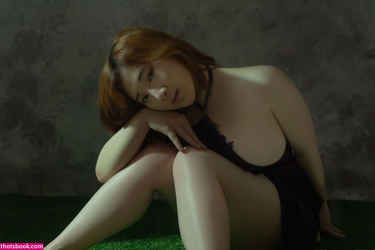 Indonesian Cosplayer Photo #132