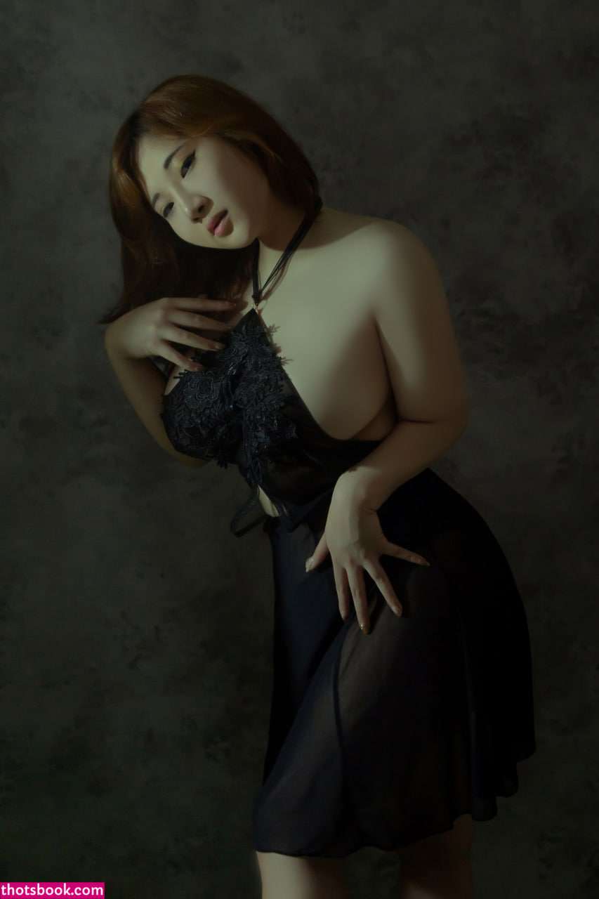 Indonesian Cosplayer Photo #135