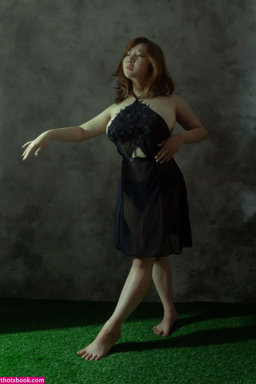 Indonesian Cosplayer Photo #142