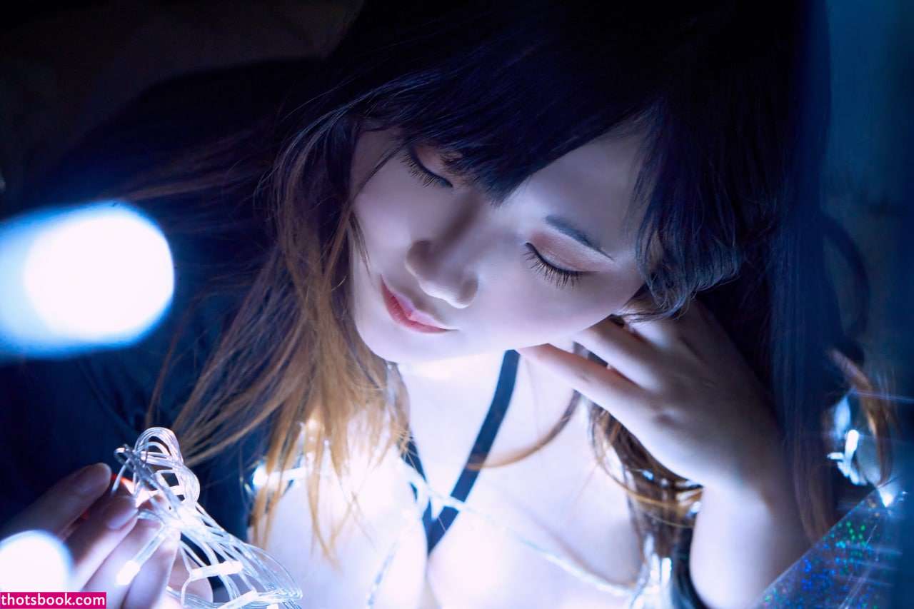 Indonesian Cosplayer Photo #183