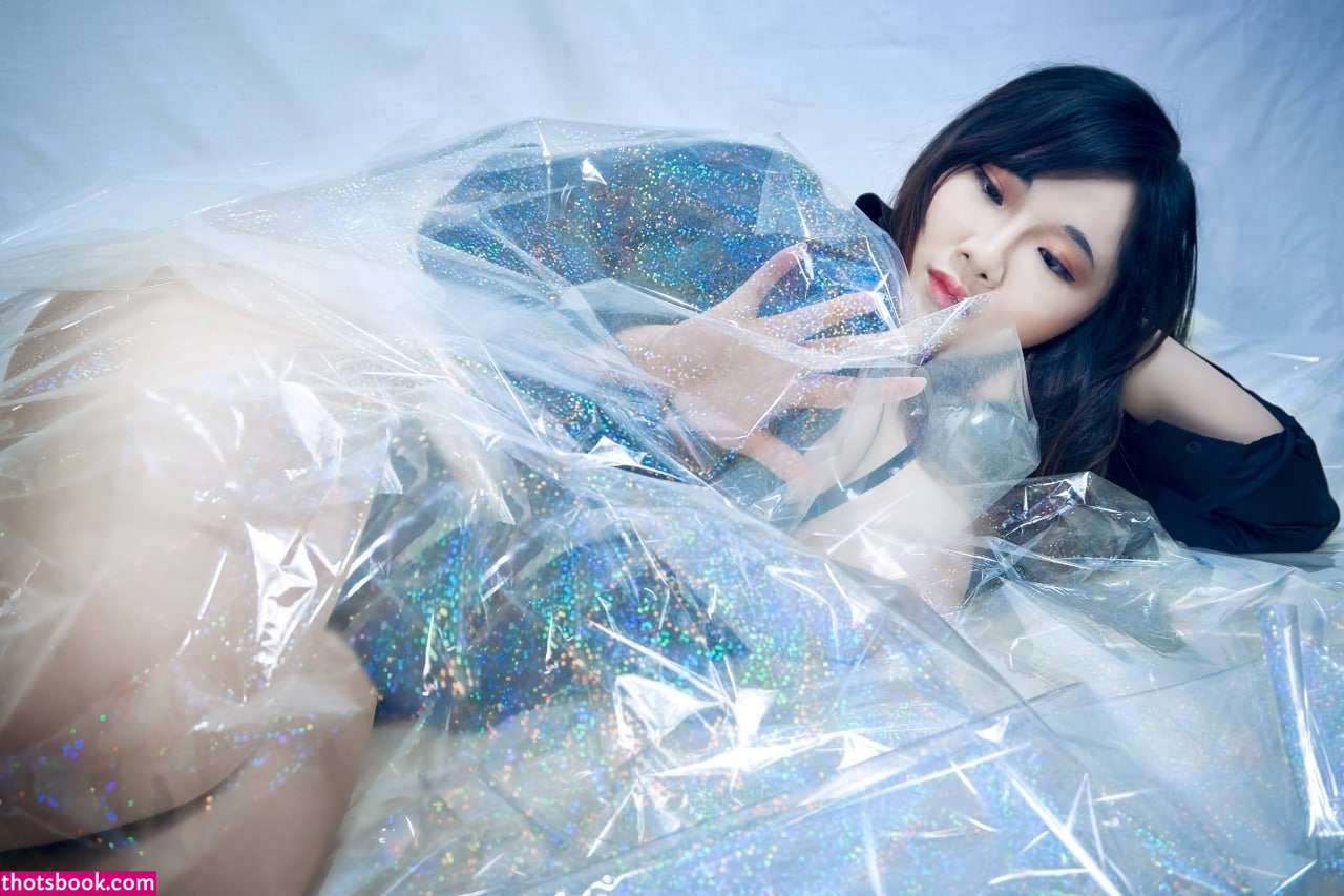 Indonesian Cosplayer Photo #201