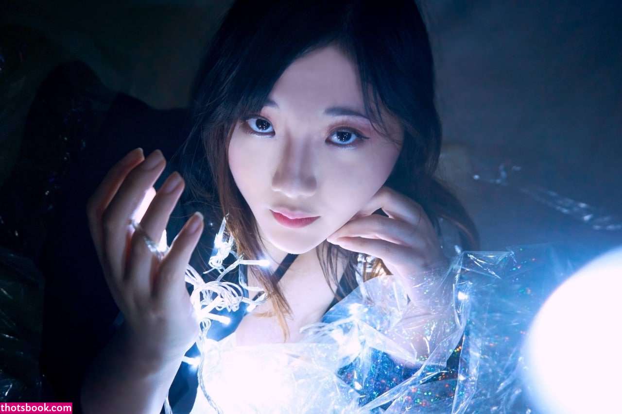 Indonesian Cosplayer Photo #214