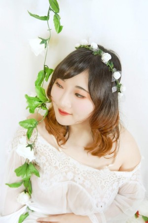 Indonesian Cosplayer Photo #223