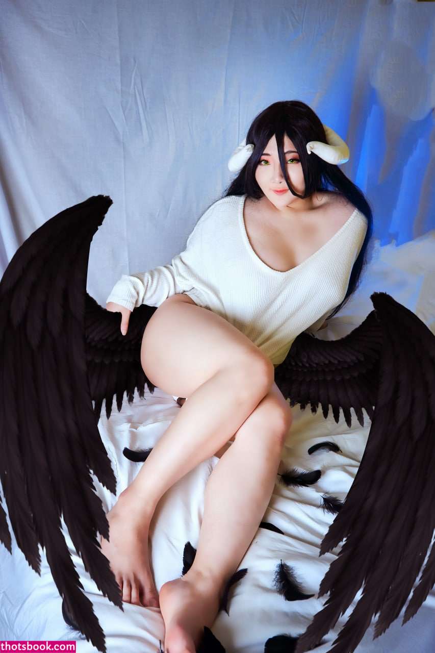 Indonesian Cosplayer Photo #309