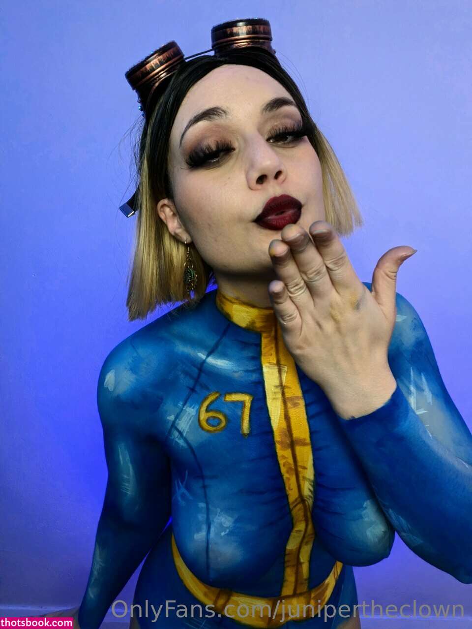 Gabby Carbon Photo #38