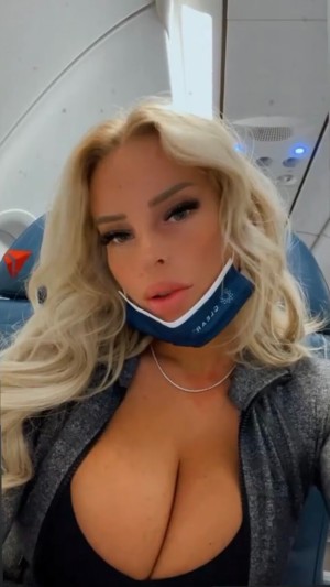 Emily Primrose Photo #28