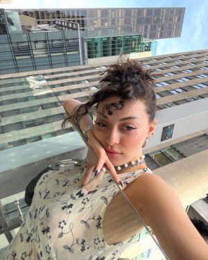 Vivica Santiago Photo #3