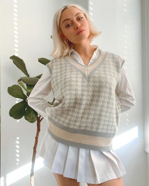 Vivica Santiago Photo #13