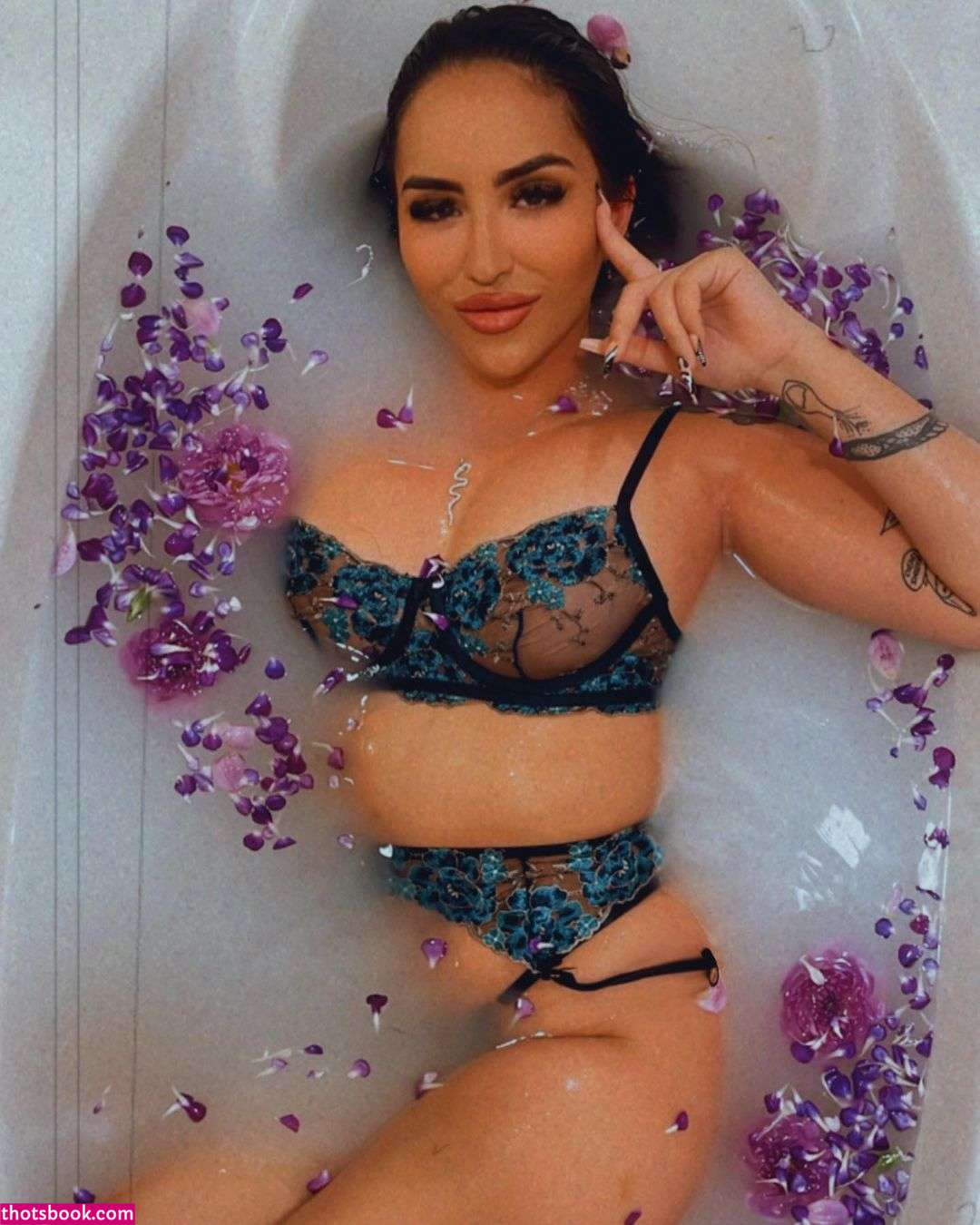 Yourfutureexwifey Photo #3