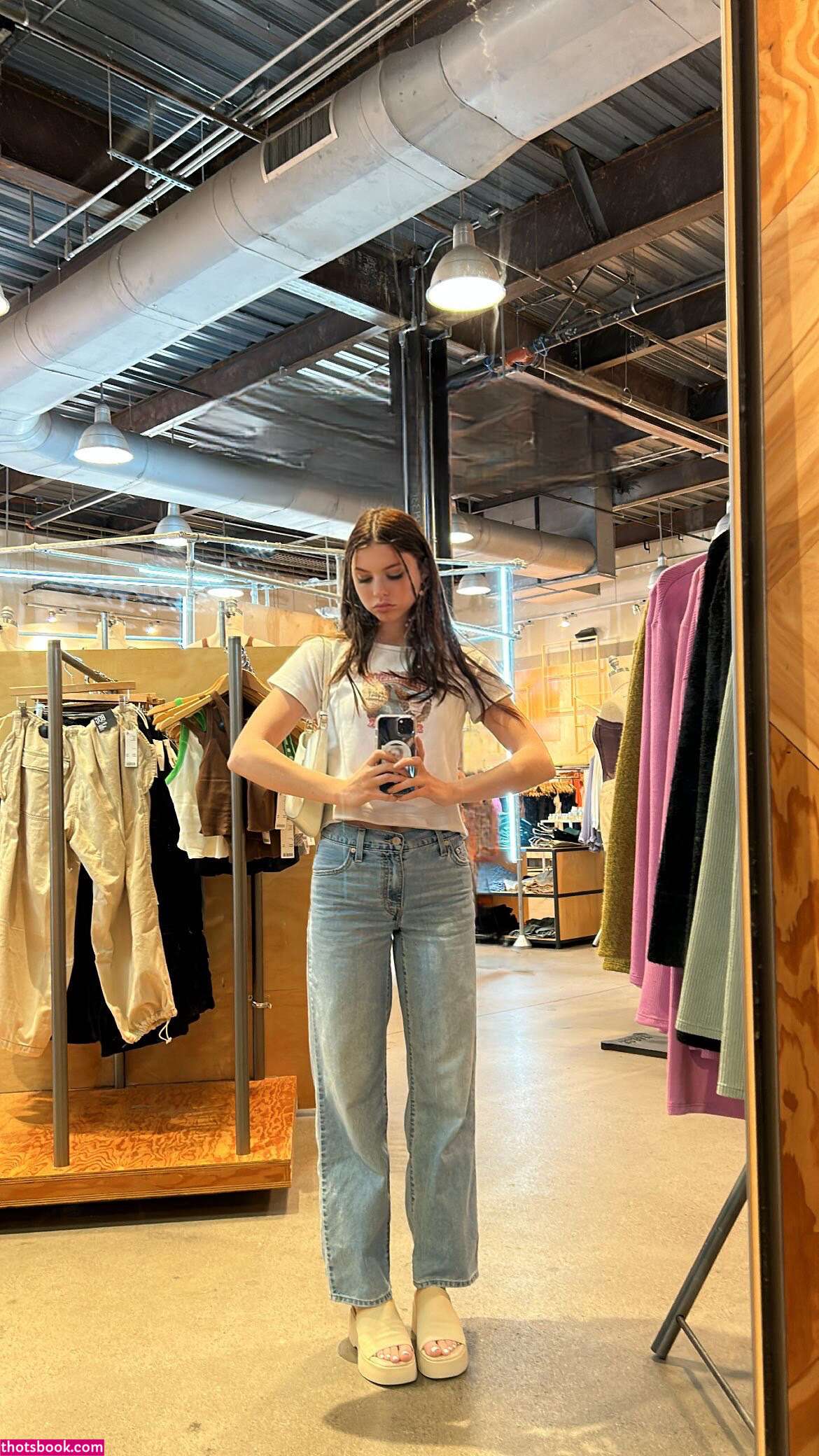 Kendall Jenson Photo #27